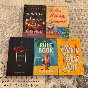 Set of 4 Romance Book and 1 mystery
